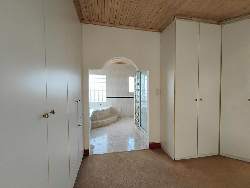 5 Bedroom Property for Sale in Oatlands North Eastern Cape